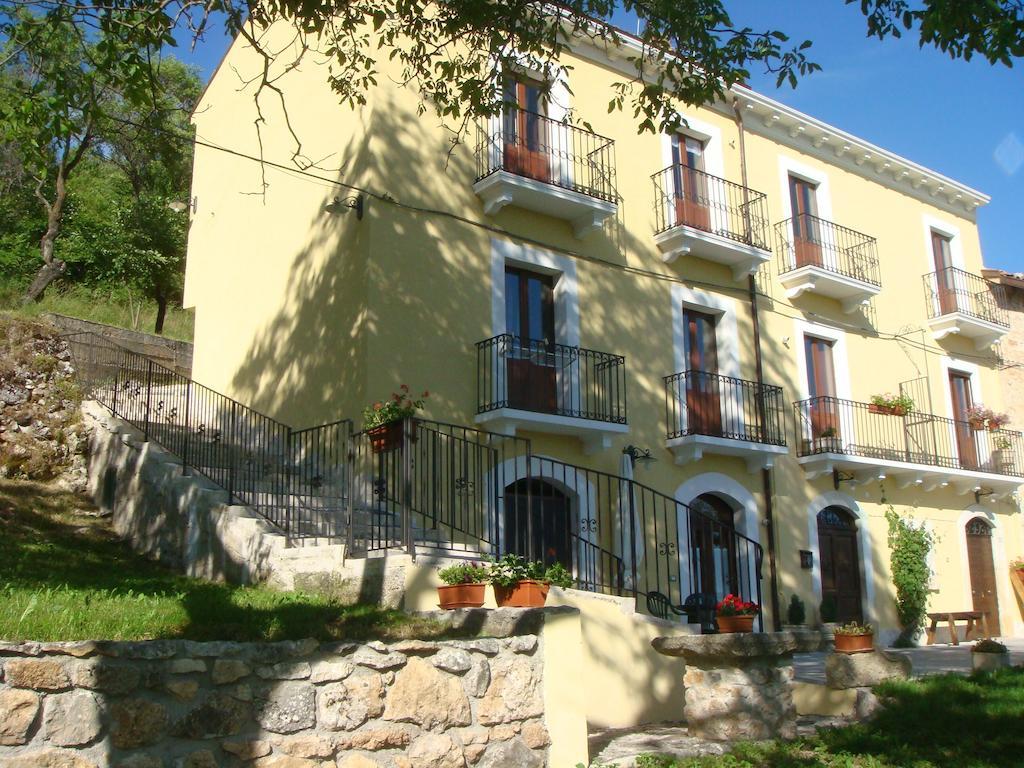 Residence Villa Valsi Santo Stefano Di Sessanio Eksteriør billede