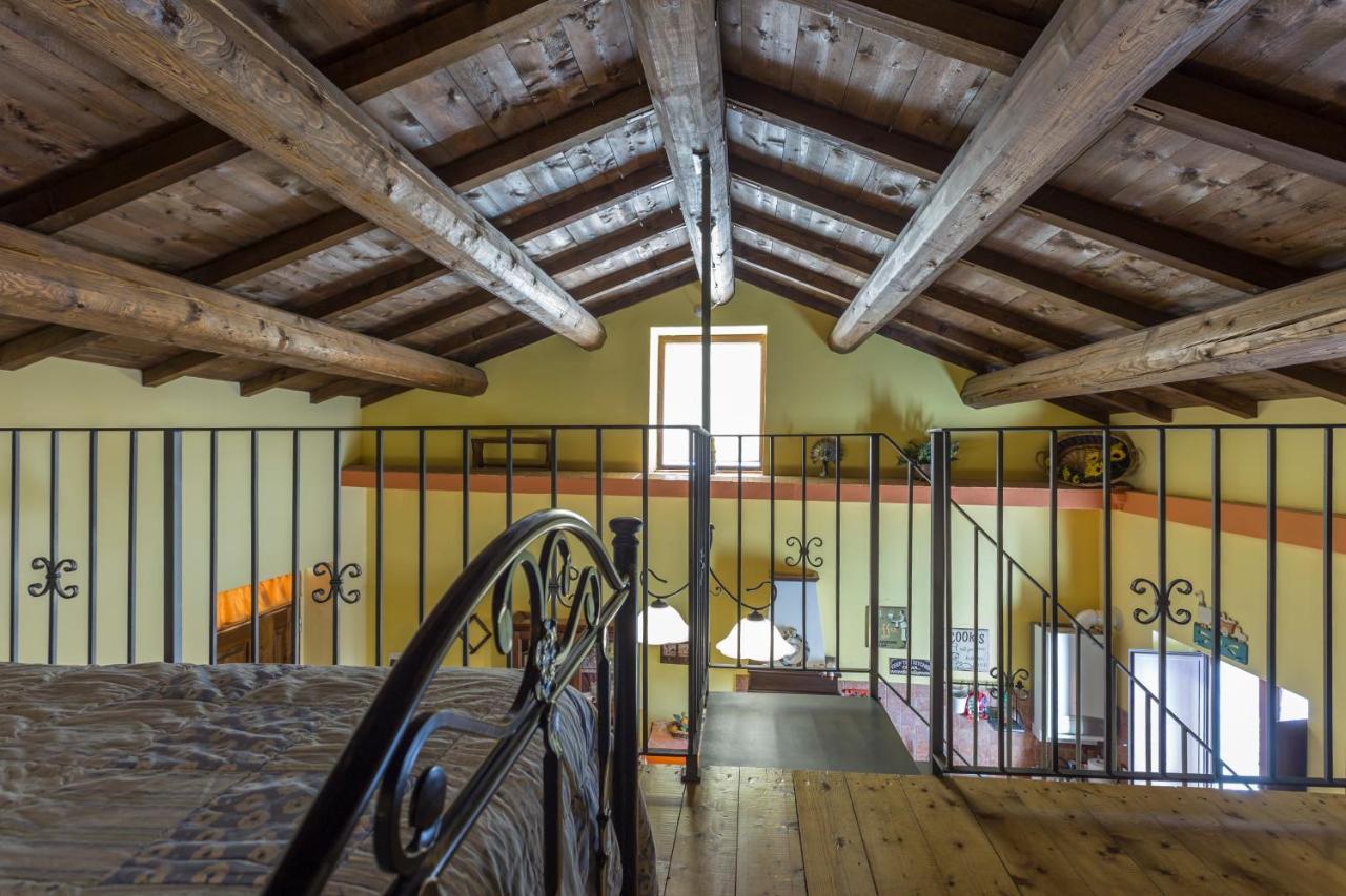 Residence Villa Valsi Santo Stefano Di Sessanio Eksteriør billede