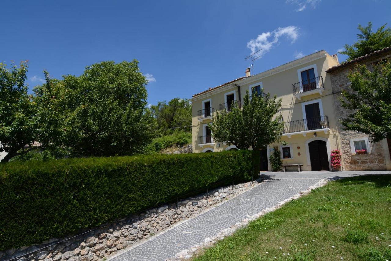 Residence Villa Valsi Santo Stefano Di Sessanio Eksteriør billede